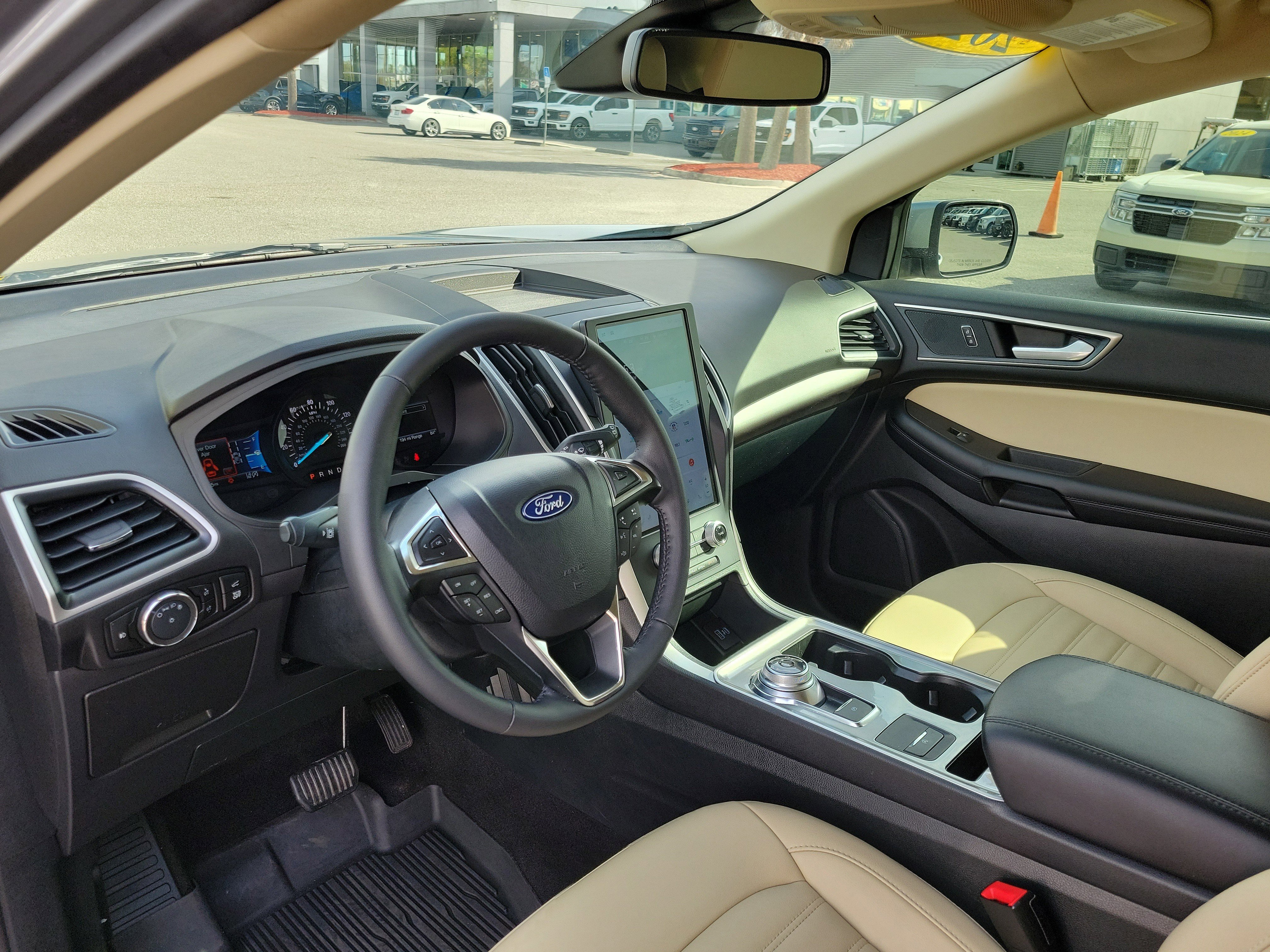 Certified 2024 Ford Edge SEL w/ Convenience Package image 7