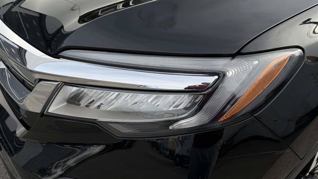 Used 2021 Honda Pilot Touring image 39