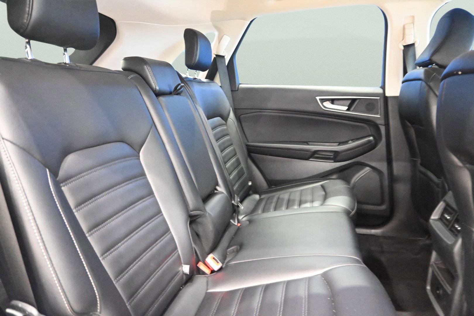 Certified 2023 Ford Edge SEL image 12