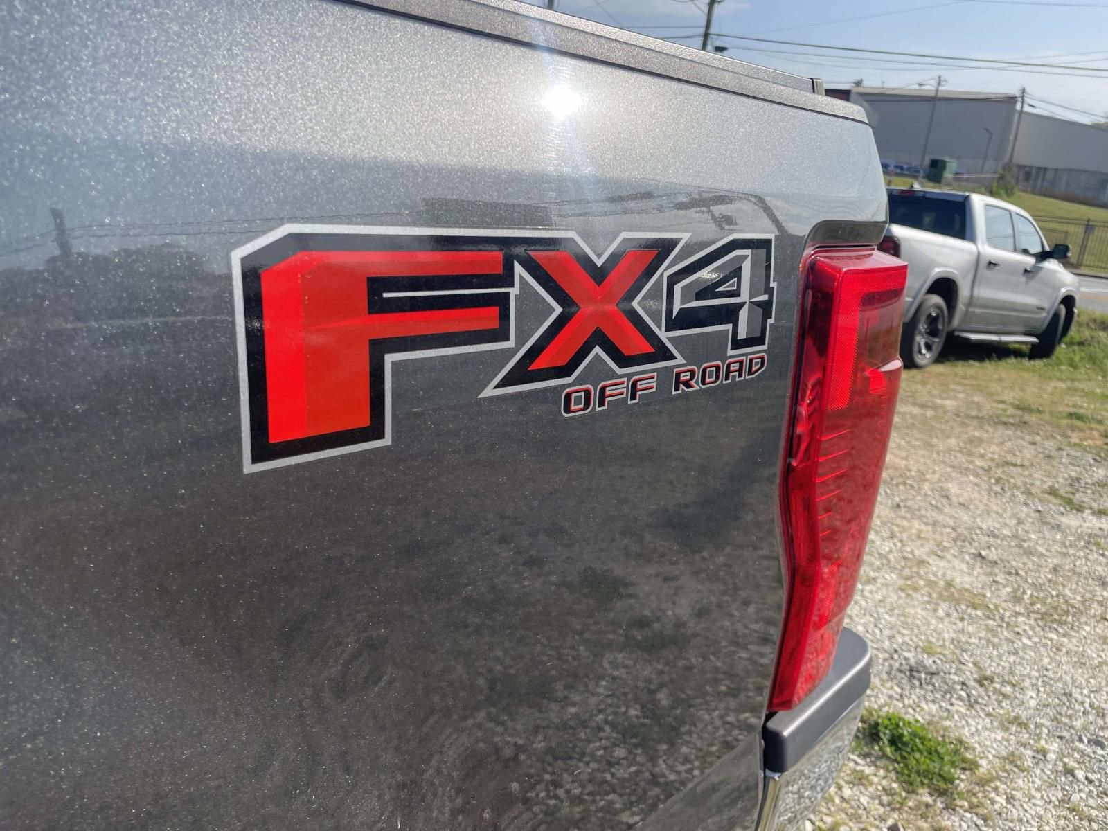 Certified 2020 Ford F250 XL w/ STX Appearance Package image 7