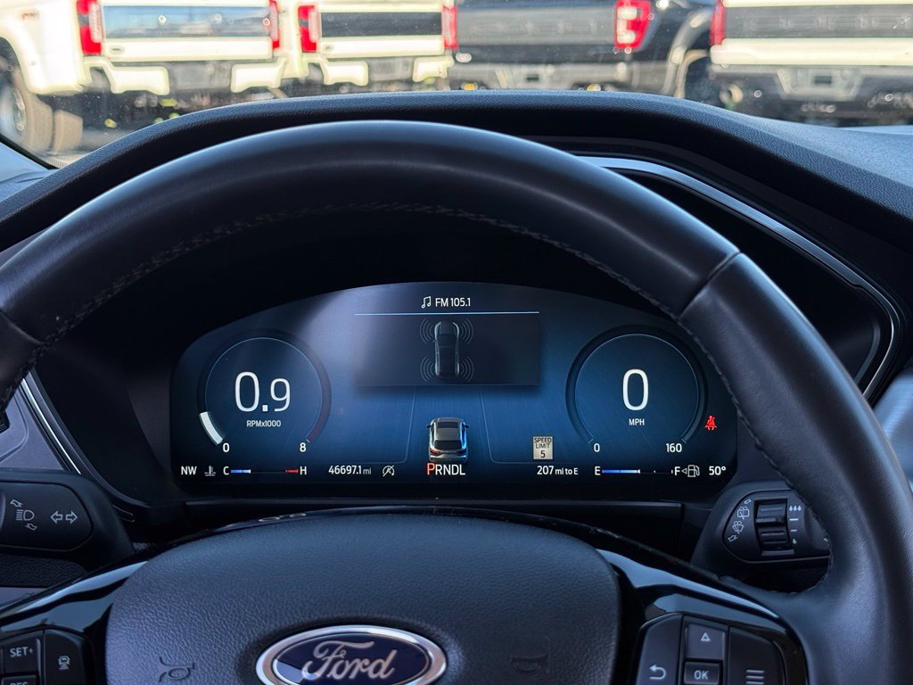 Certified 2024 Ford Escape Platinum AWD/4WD image 9