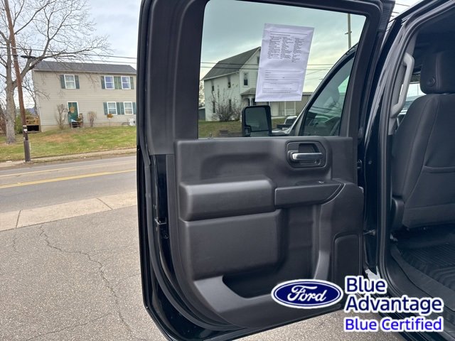 Used 2024 Chevrolet Silverado 2500 Custom w/ Custom Value Package image 40