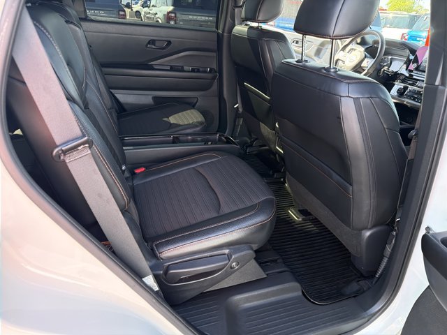 Used 2023 Nissan Pathfinder Rock Creek AWD/4WD image 19