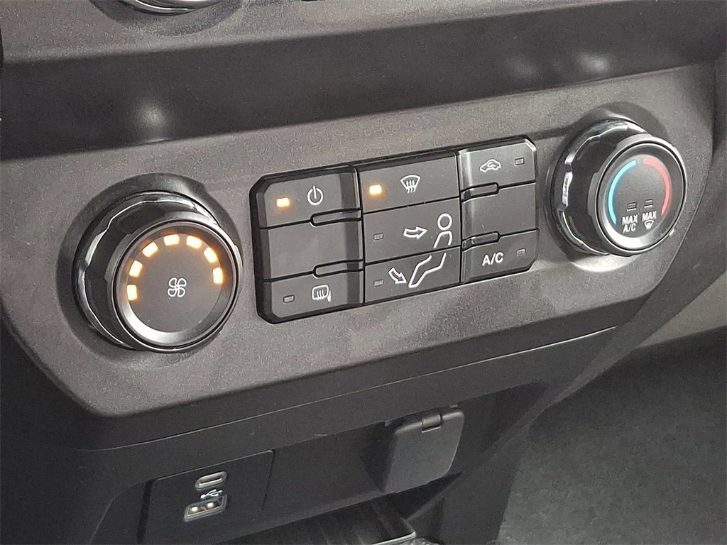 Certified 2021 Ford F350 XL w/ Power Equipment Group image 15