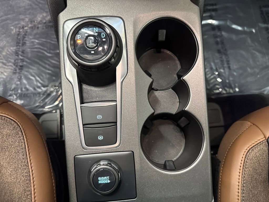 Certified 2025 Ford Bronco Sport Outer Banks w/ Outer Banks Tech Package+ AWD/4WD image 26