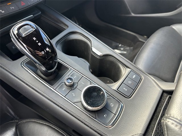 Used 2022 Cadillac XT4 Luxury w/ Cold Weather Package image 26