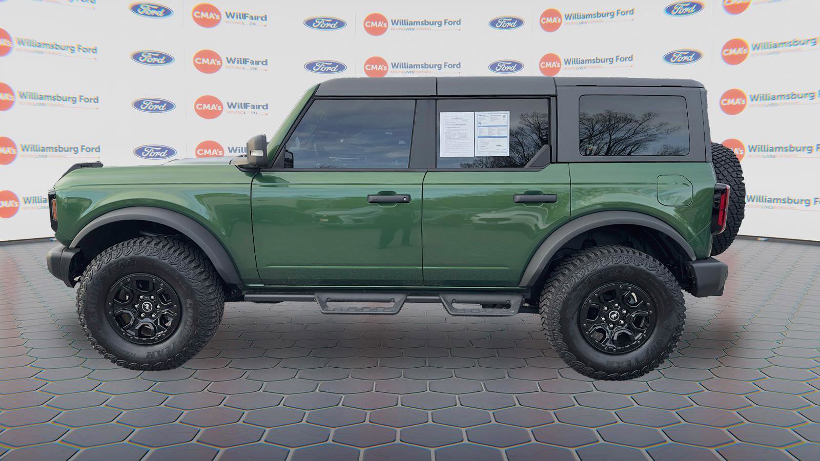 Certified 2023 Ford Bronco Wildtrak image 5