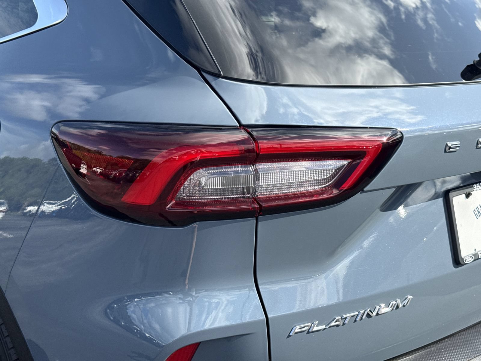 Certified 2025 Ford Escape Platinum FWD image 11