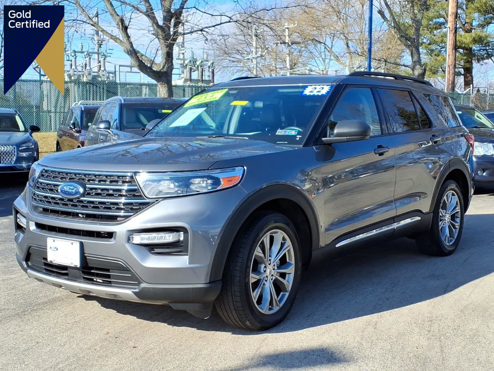 Certified 2022 Ford Explorer XLT w/ Equipment Group 202A