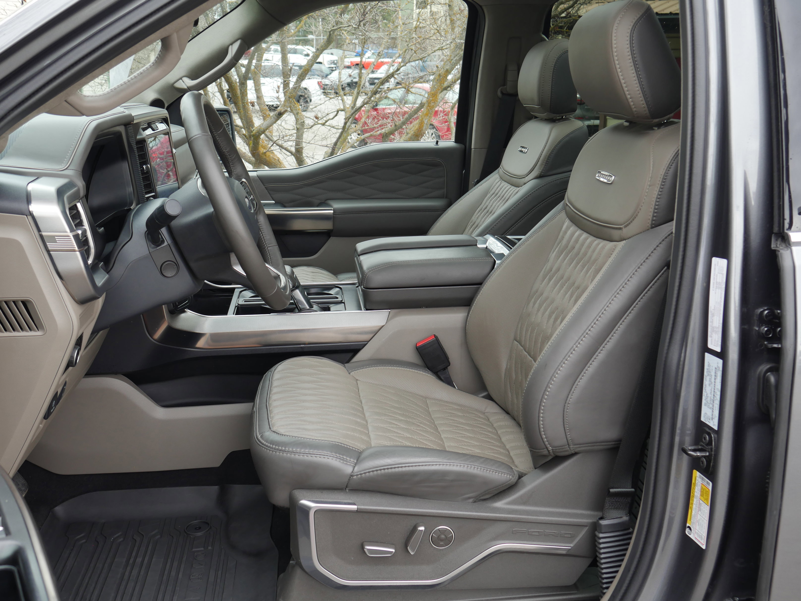 Certified 2025 Ford F150 Platinum w/ Equipment Group 703A Plus image 10