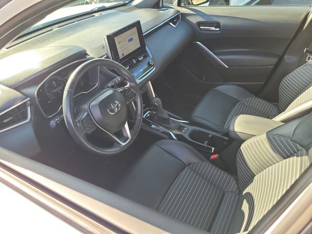 Used 2023 Toyota Corolla Cross AWD Hybrid w/ Convenience Package image 3