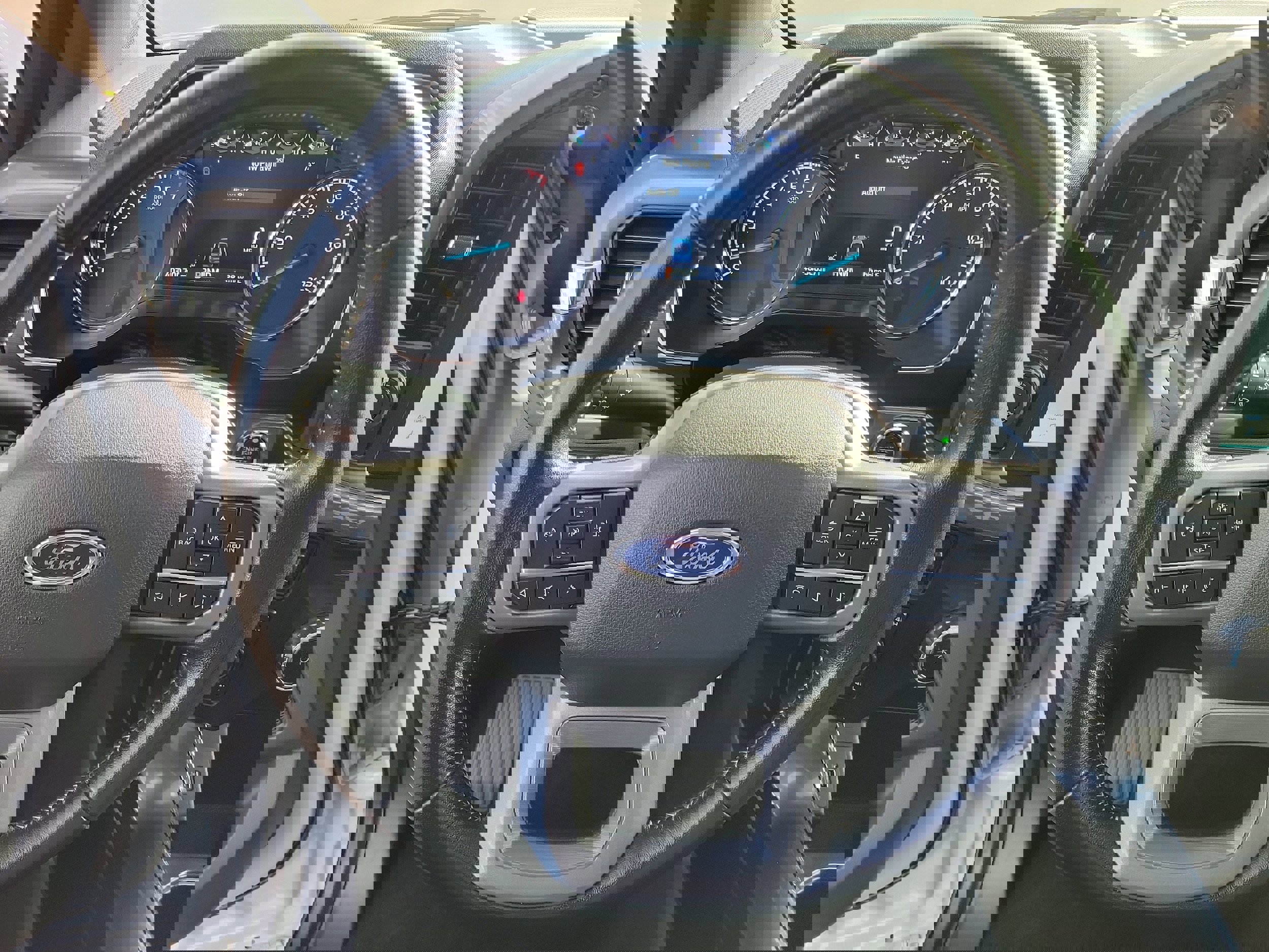 Certified 2022 Ford F150 XLT w/ Equipment Group 302A High image 25