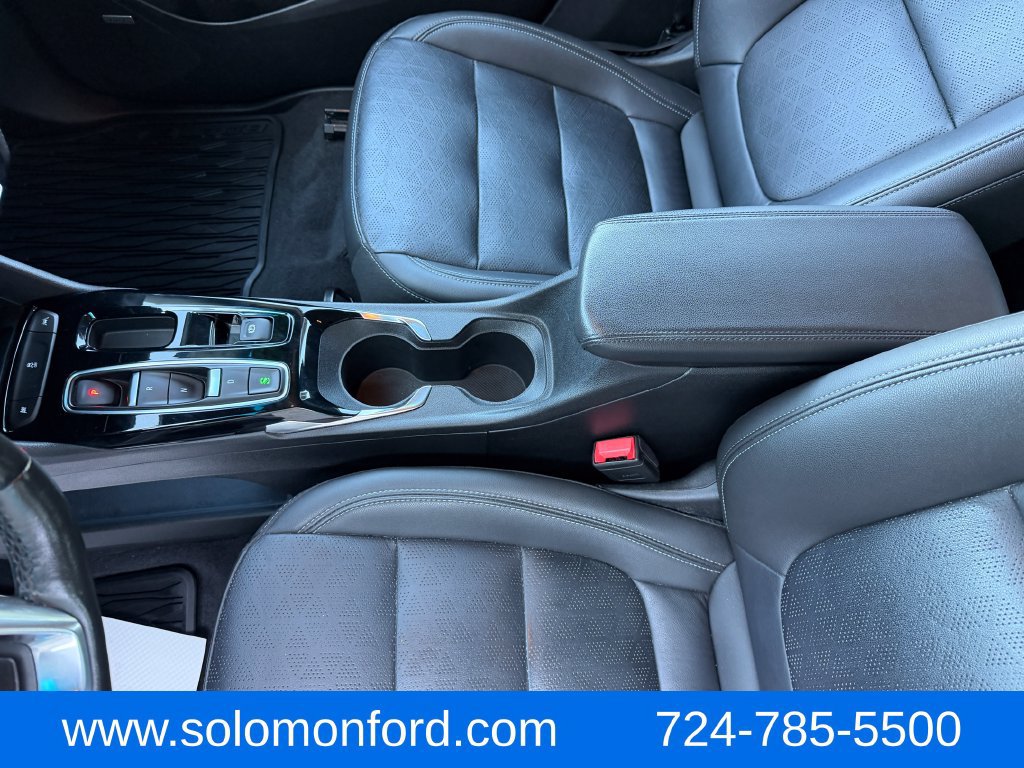 Used 2023 Chevrolet Bolt LT w/ Infotainment Package FWD image 13