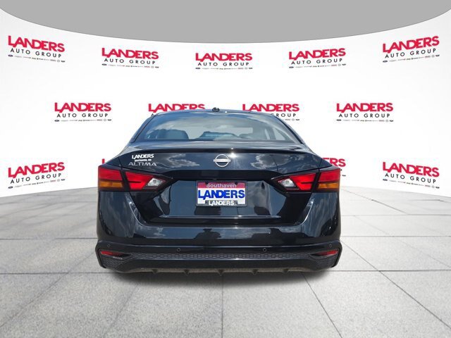 Used 2025 Nissan Altima 2.5 SV FWD image 4