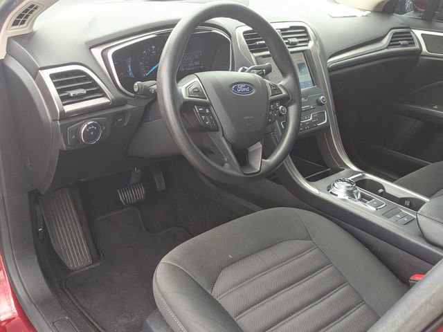 Certified 2019 Ford Fusion SE FWD image 11