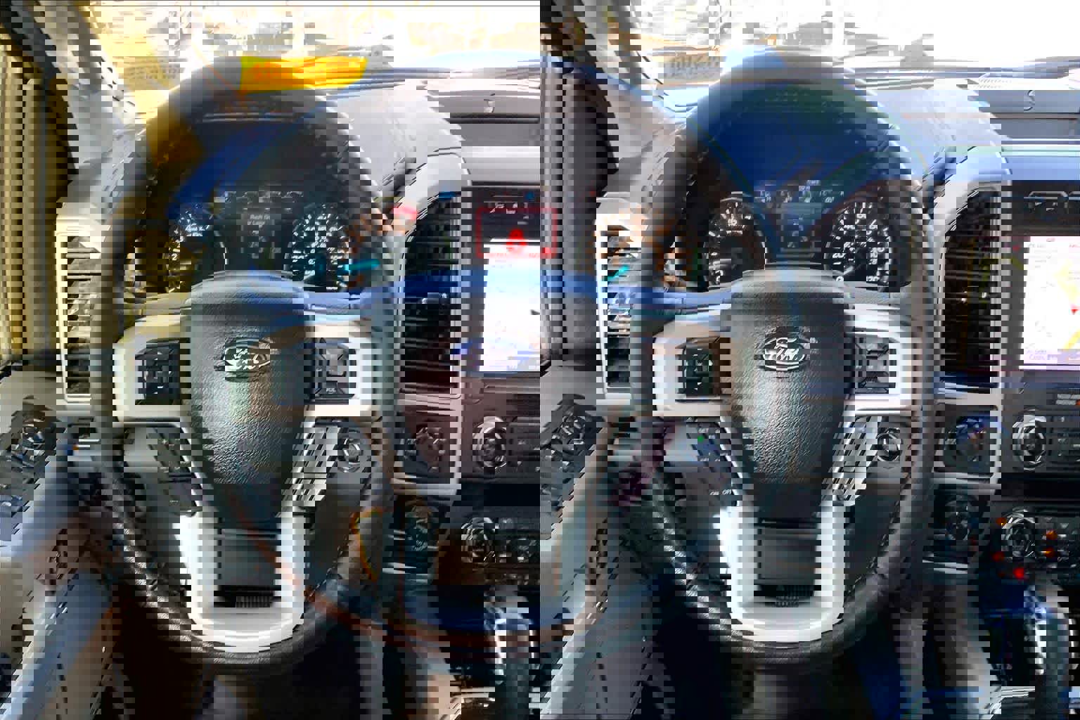 Certified 2020 Ford F150 Lariat w/ Equipment Group 502A Luxury image 8