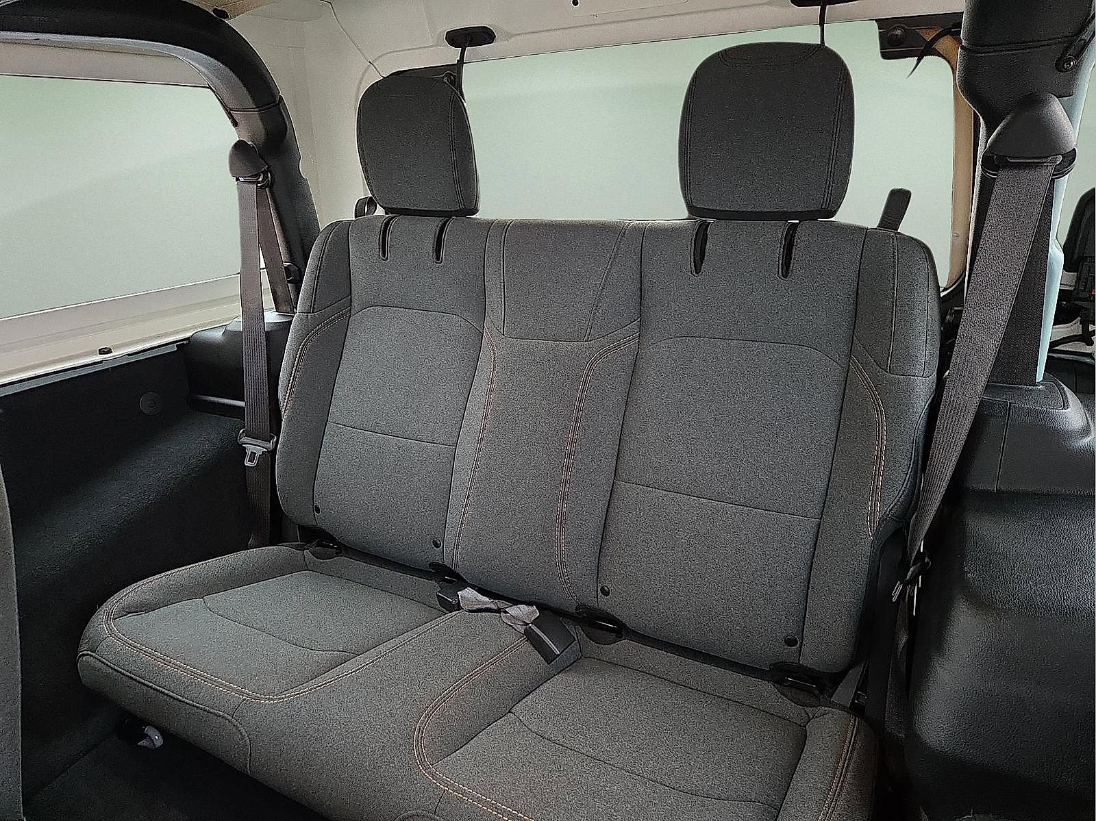 Used 2024 Jeep Wrangler Sport S image 10