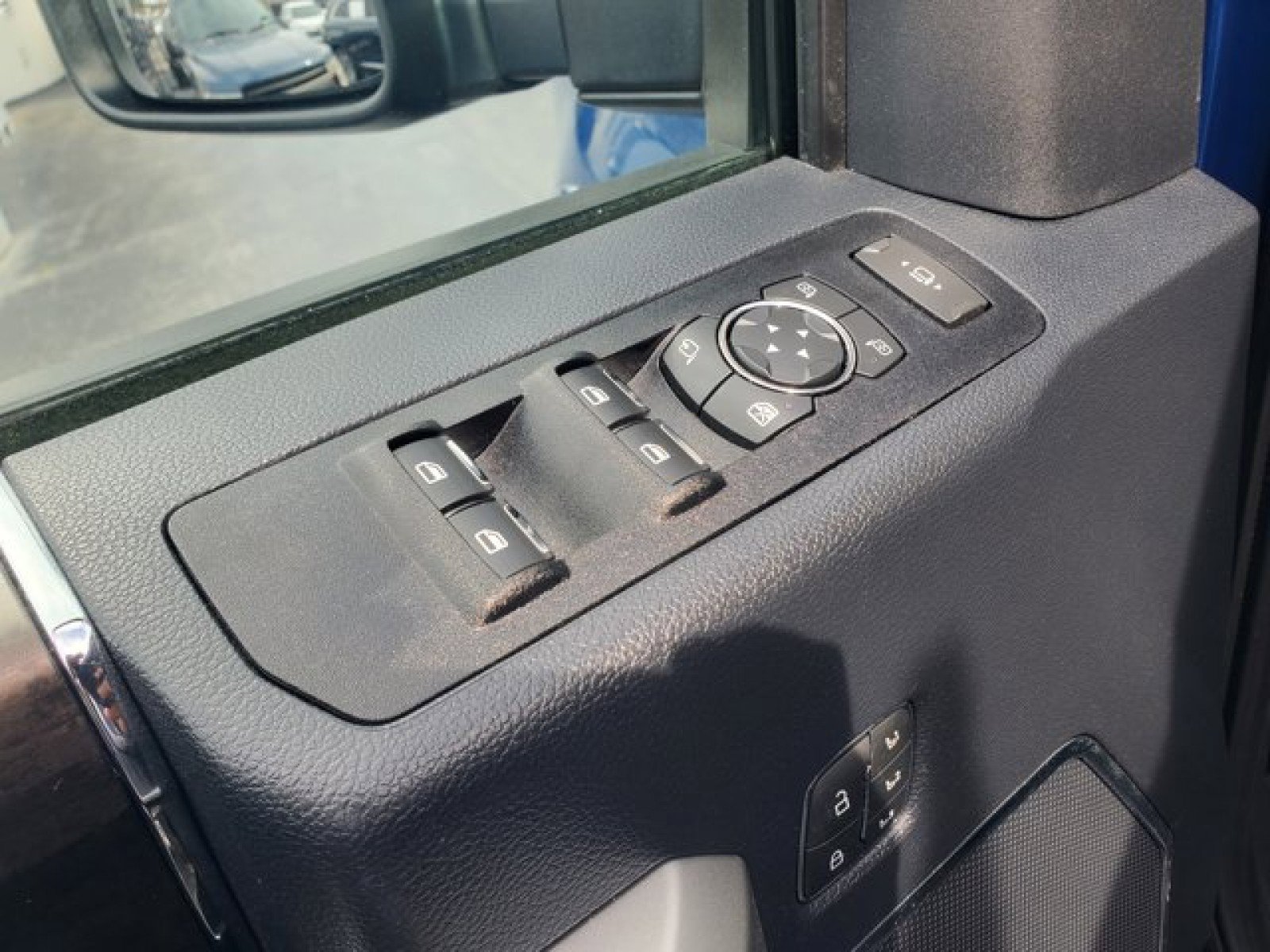 Certified 2022 Ford F250 Lariat w/ Tremor Off-Road Package image 13