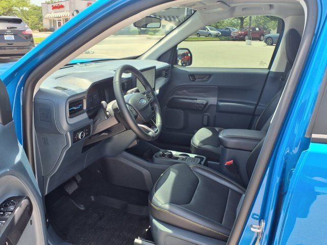 Certified 2025 Ford Maverick Lobo AWD/4WD image 21