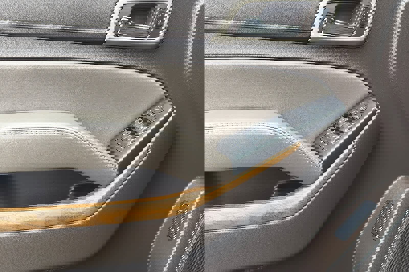 Used 2020 GMC Yukon Denali image 12