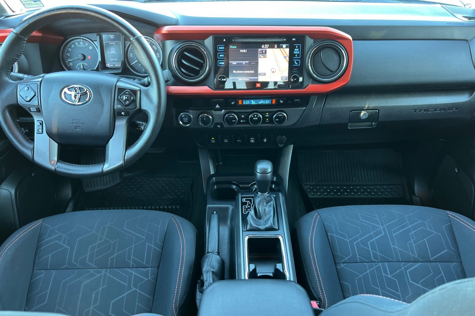 Used 2016 Toyota Tacoma TRD Off-Road image 14