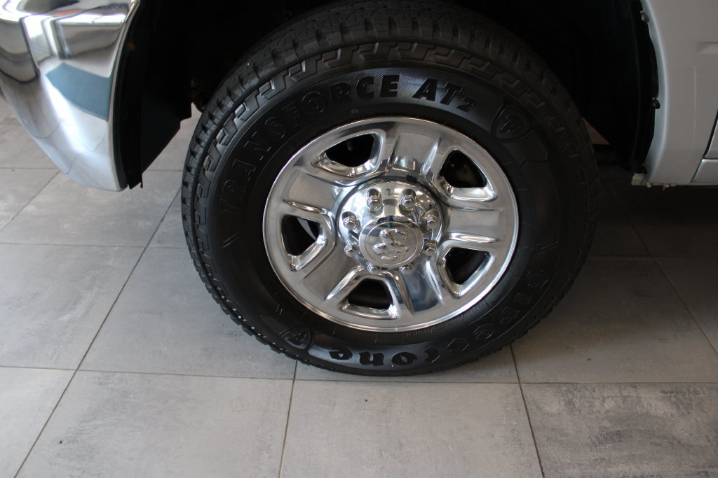Used 2018 RAM 2500 Tradesman w/ Chrome Appearance Group AWD/4WD image 8