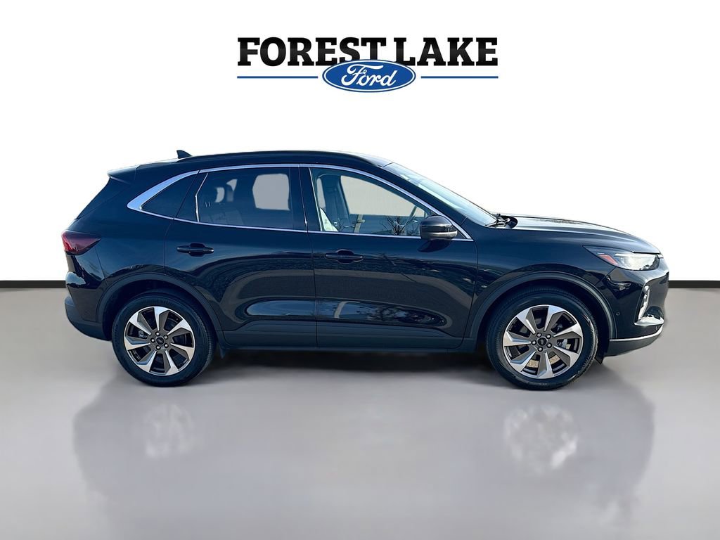 Certified 2023 Ford Escape Platinum w/ Premium Technology Package AWD/4WD image 8