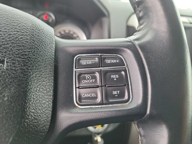Used 2019 RAM 1500 Classic SLT w/ Luxury Group AWD/4WD image 29