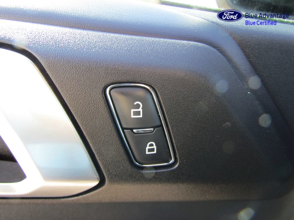 Certified 2025 Ford Bronco Badlands AWD/4WD image 19