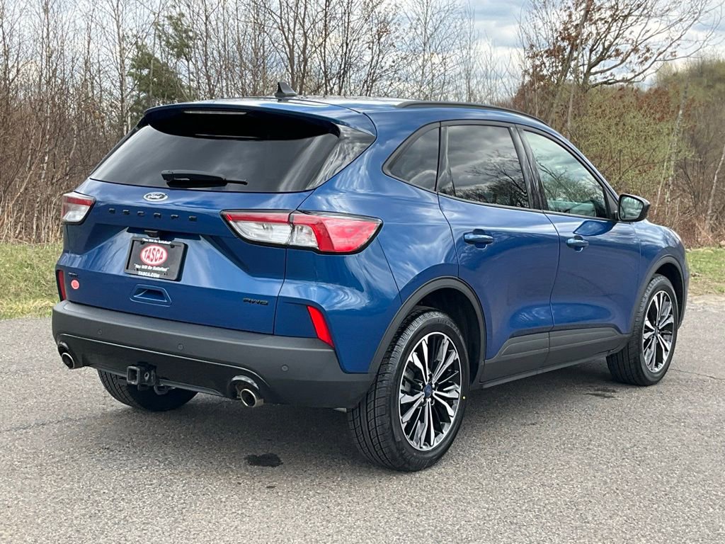 Certified 2022 Ford Escape SEL w/ SEL Stealth AWD Package image 26