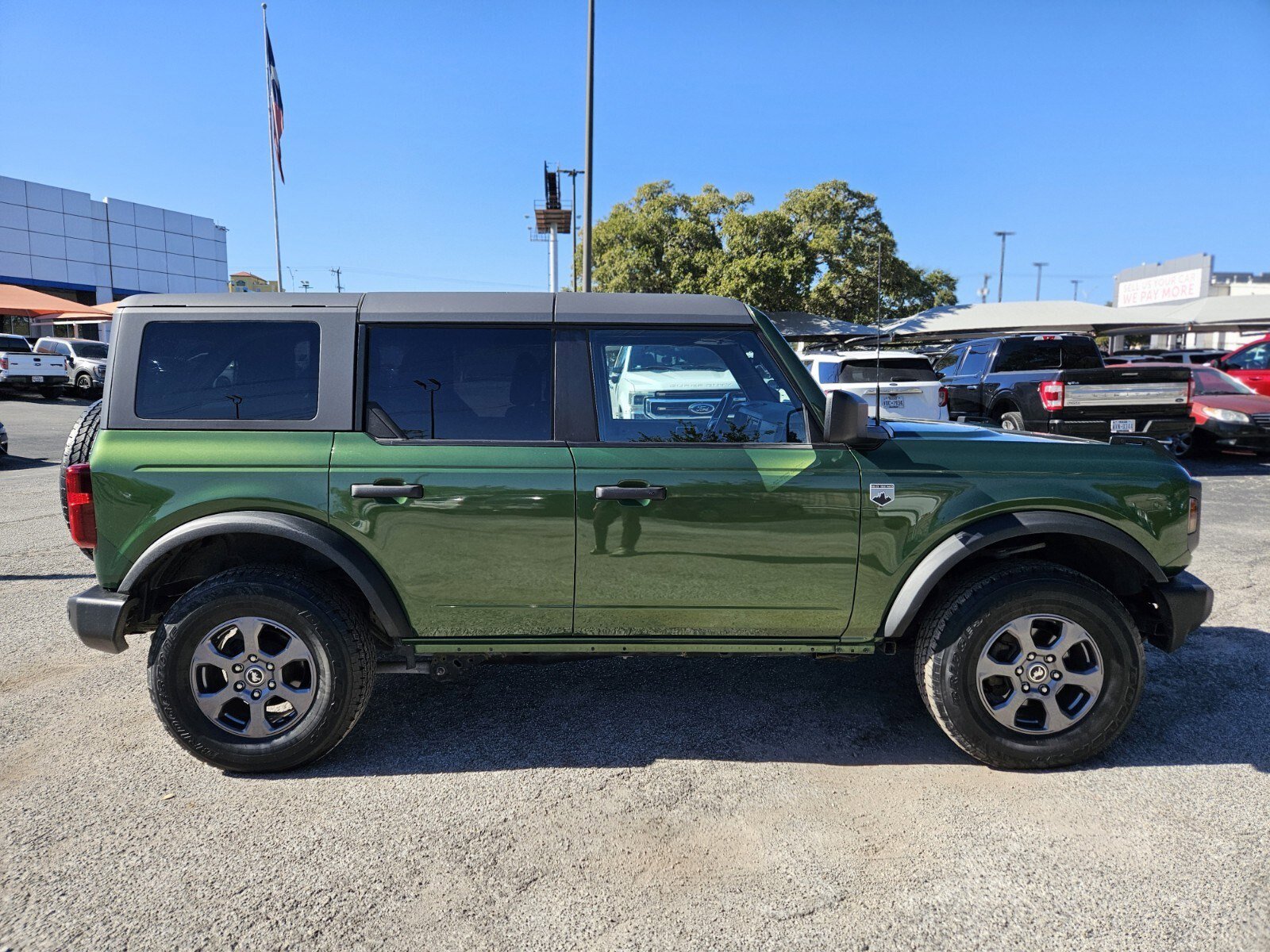 Certified 2023 Ford Bronco Big Bend image 2