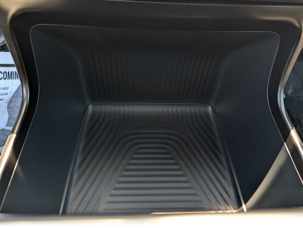 Certified 2025 Ford Expedition Active RWD image 16