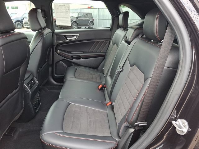 Certified 2024 Ford Edge ST-Line AWD/4WD image 10