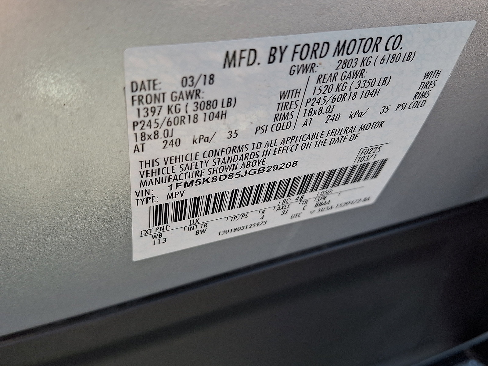 Certified 2018 Ford Explorer XLT w/ Equipment Group 202A AWD/4WD image 27