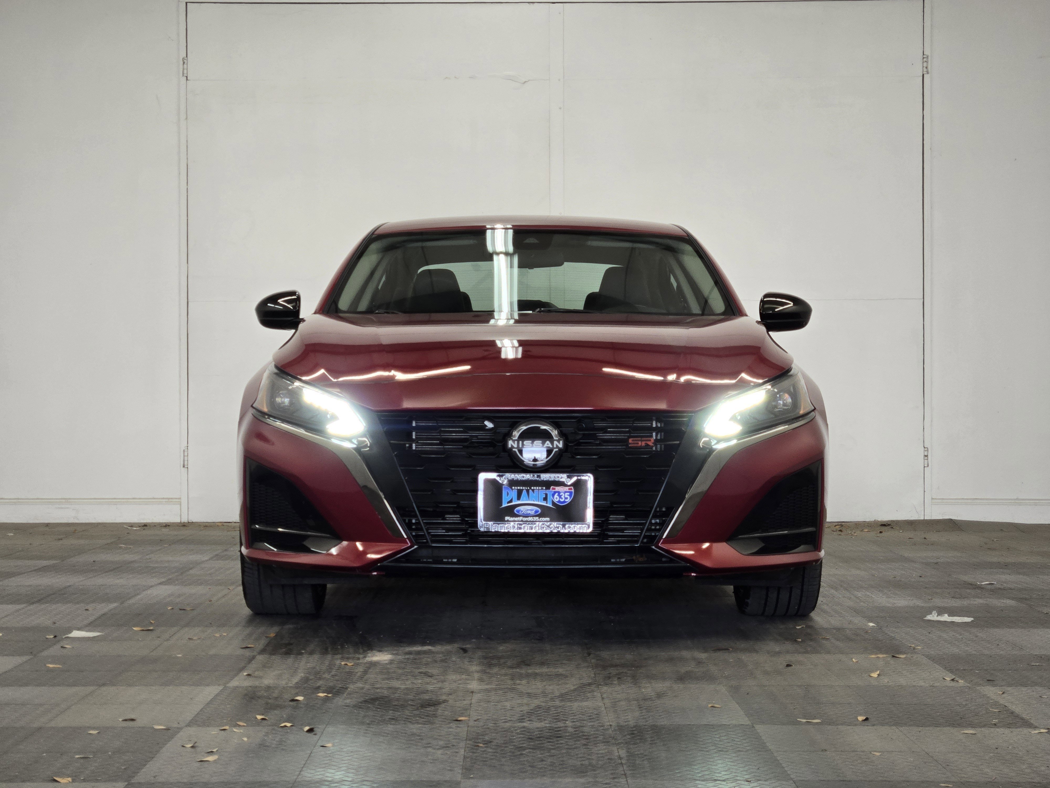 Used 2024 Nissan Altima 2.5 SR FWD image 7