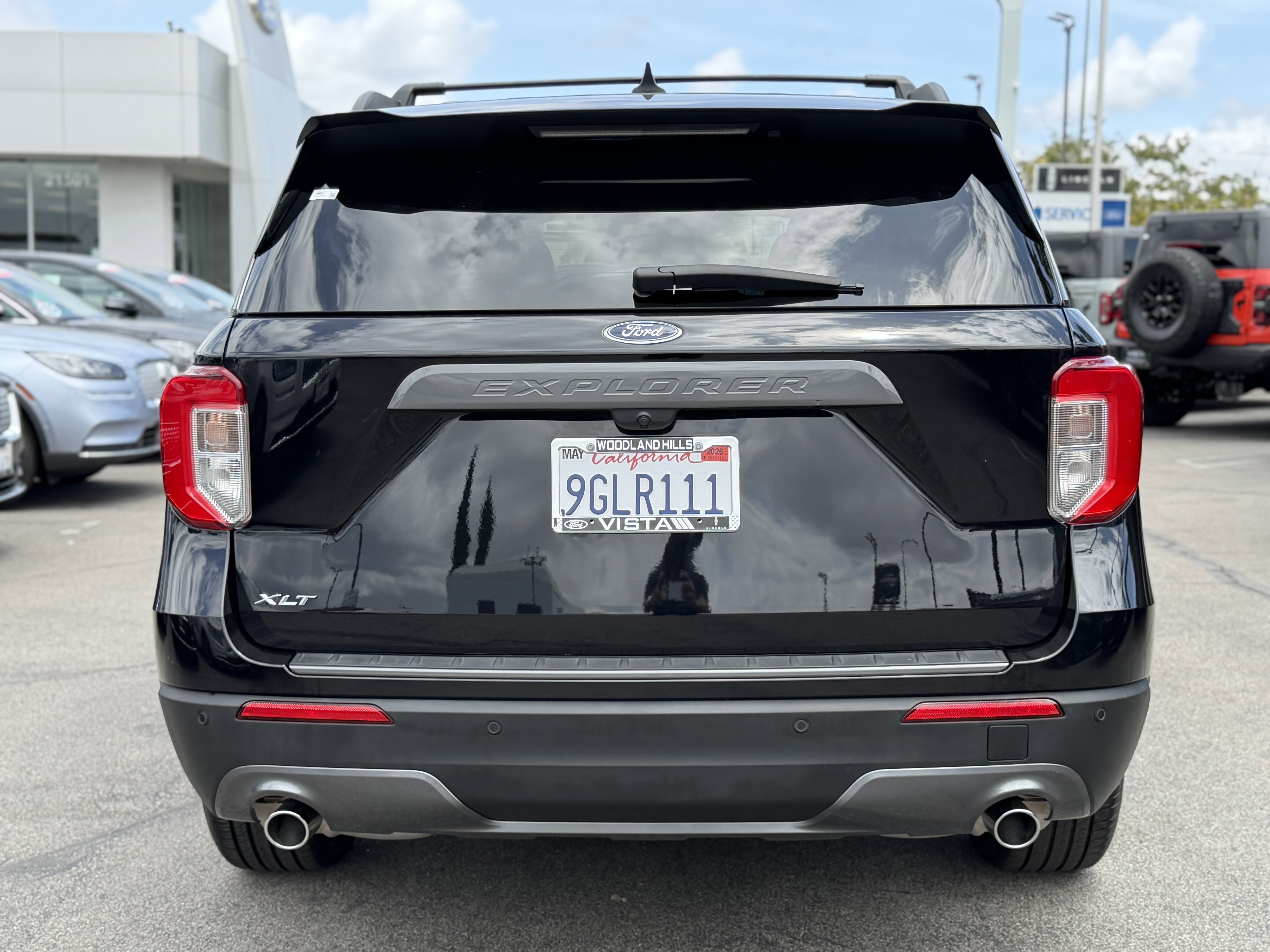 Certified 2023 Ford Explorer XLT w/ Equipment Group 202A RWD image 5
