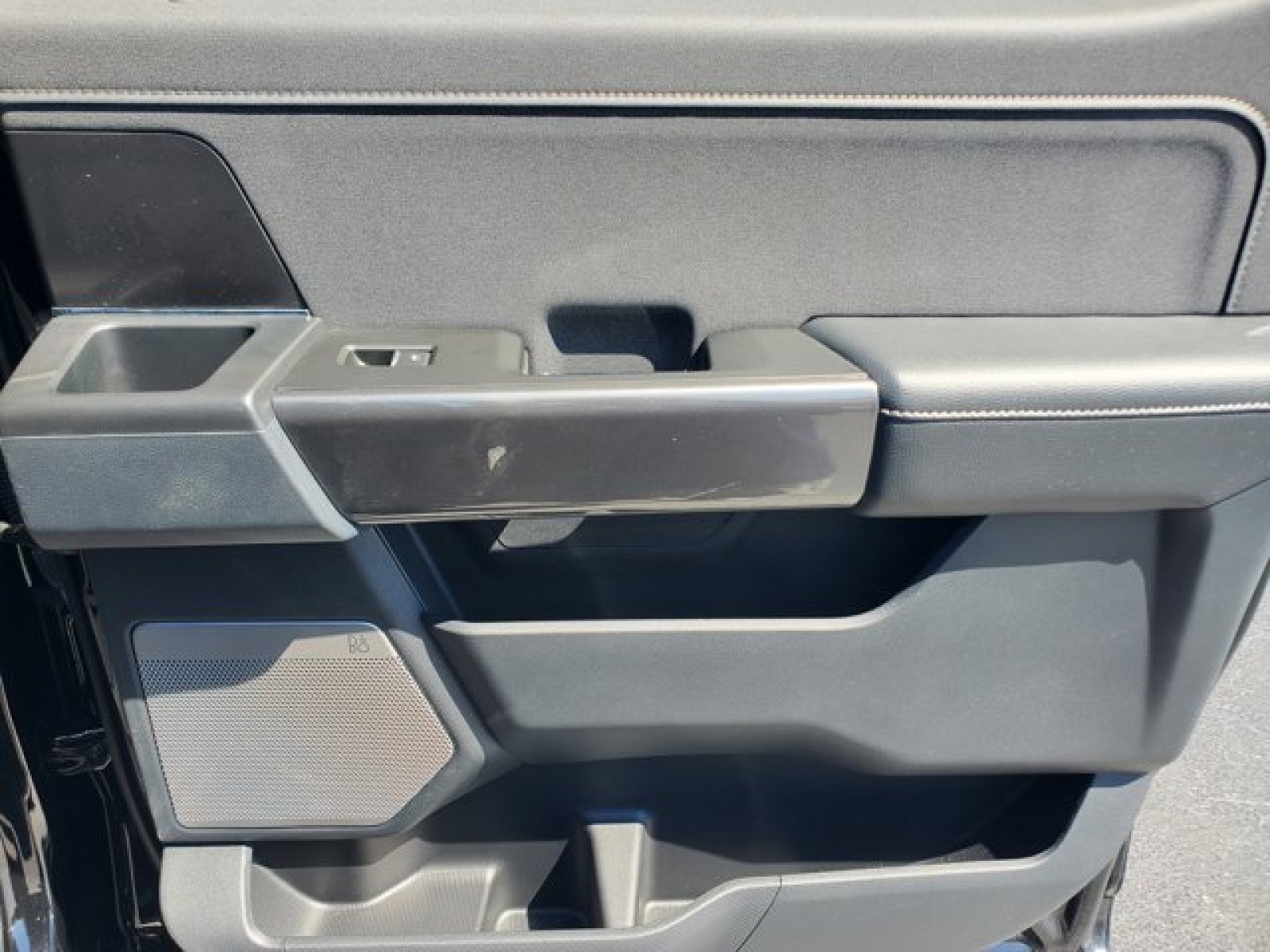 Certified 2022 Ford F150 Lariat w/ Equipment Group 502A High image 34