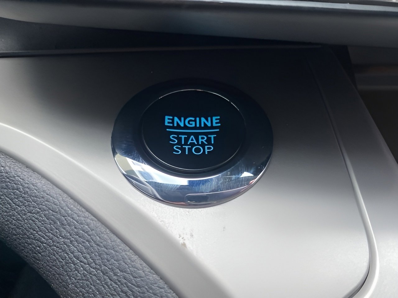 Certified 2023 Ford Explorer XLT w/ Equipment Group 202A image 25