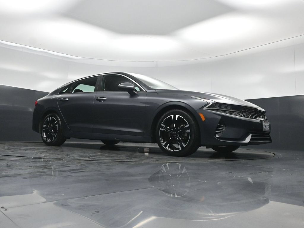 Used 2021 Kia K5 LXS FWD image 3