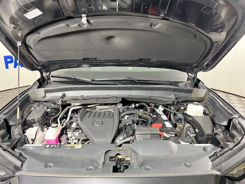 Used 2024 Toyota Grand Highlander AWD image 38