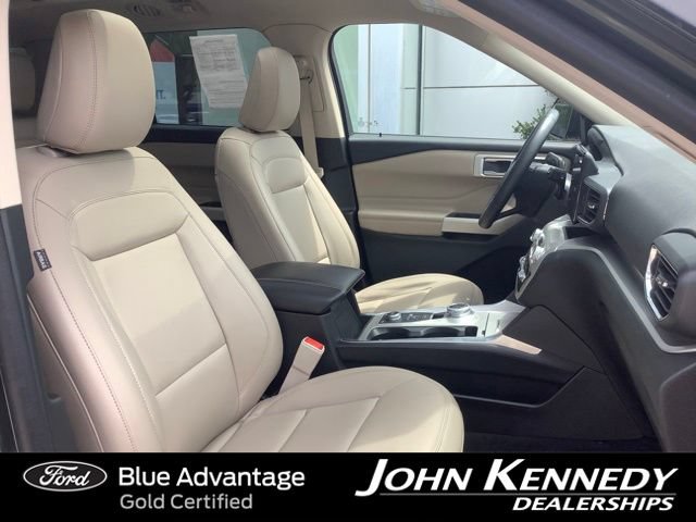 Certified 2022 Ford Explorer XLT w/ Equipment Group 202A AWD/4WD image 26