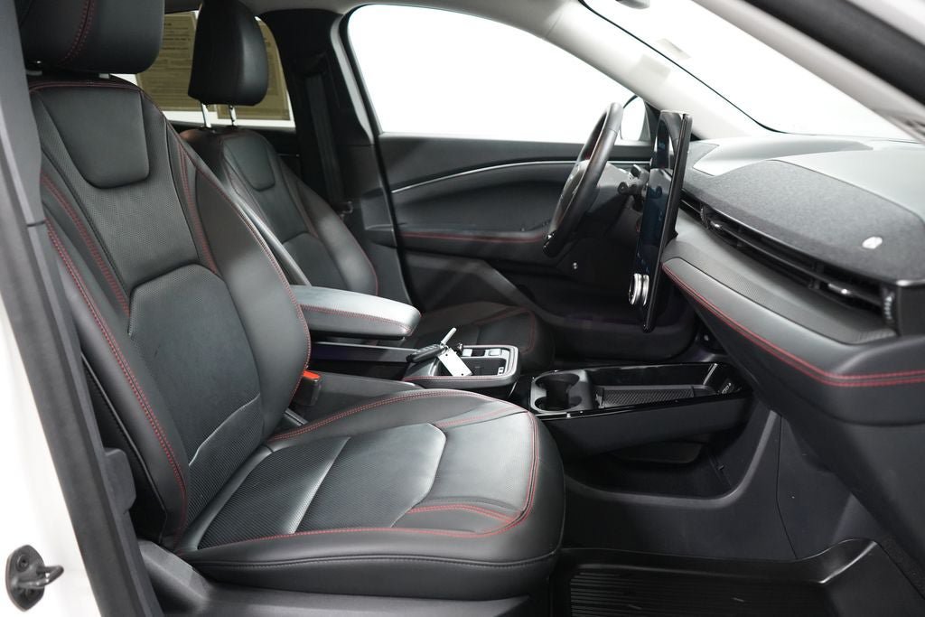 Certified 2025 Ford Mustang Mach-E Premium w/ Sport Appearance Package AWD/4WD image 26