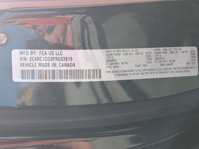 Used 2023 Chrysler Voyager LX FWD image 34