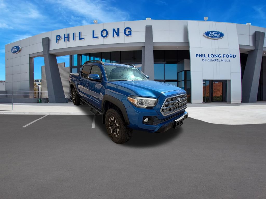 Used 2017 Toyota Tacoma TRD Off-Road w/ Tow Package RWD image 9