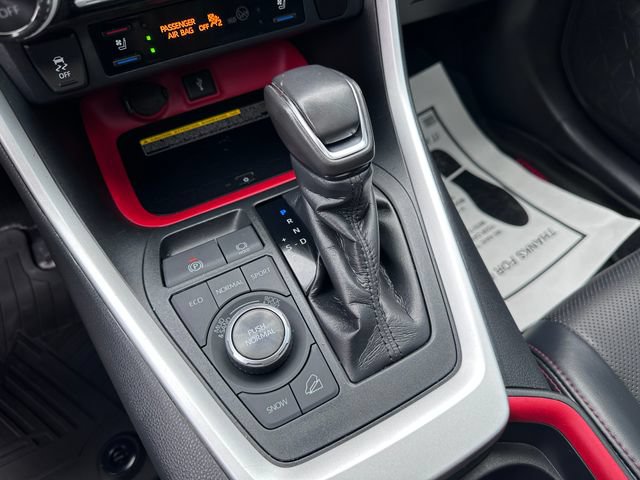 Used 2020 Toyota RAV4 TRD Off-Road AWD/4WD image 18