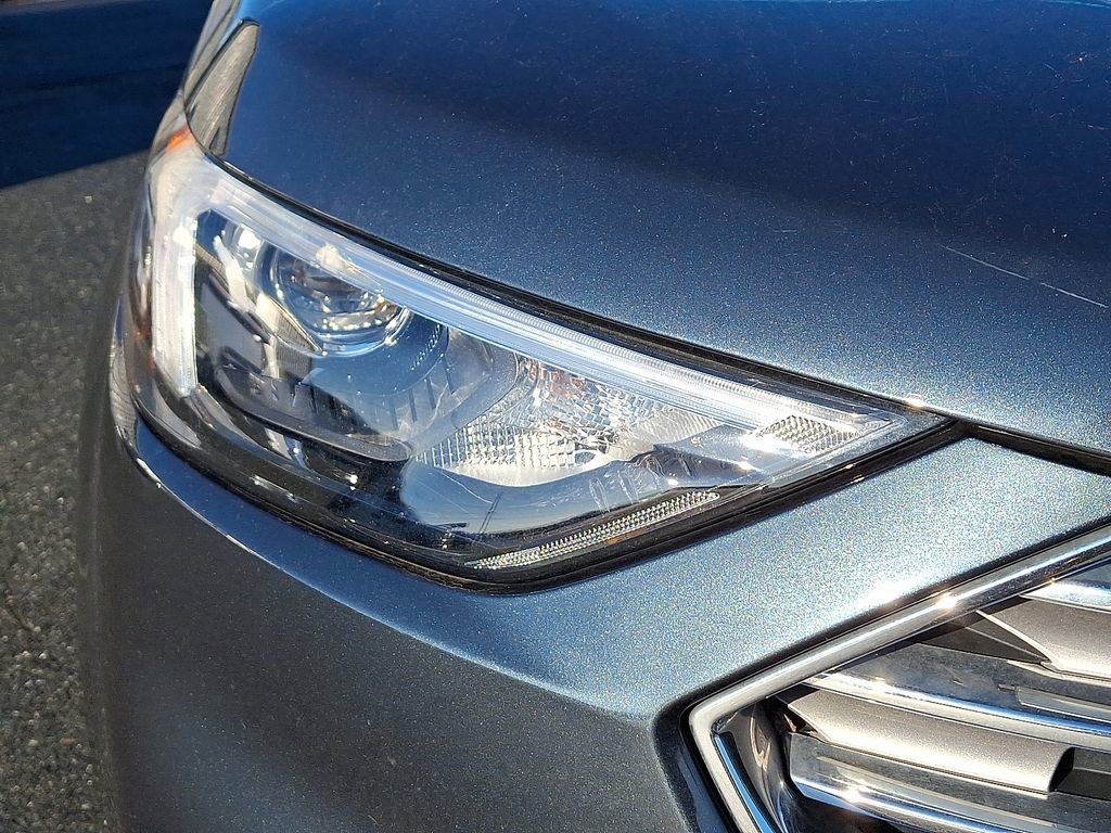 Certified 2022 Ford Edge SEL w/ Convenience Package image 9