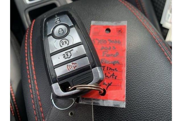 Certified 2023 Ford Escape ST-Line Select w/ Tech Pack #2 image 30