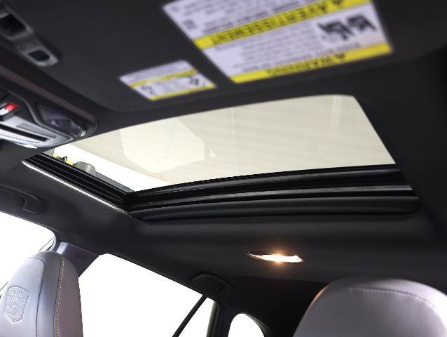 Used 2022 Subaru Outback Wilderness image 17