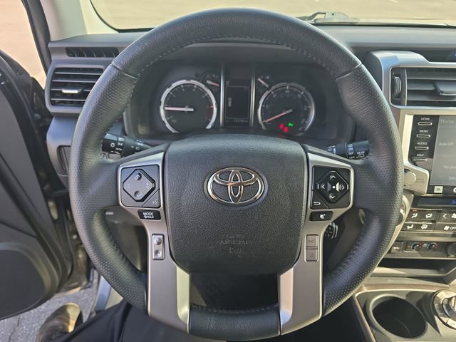 Used 2020 Toyota 4Runner Limited AWD/4WD image 14