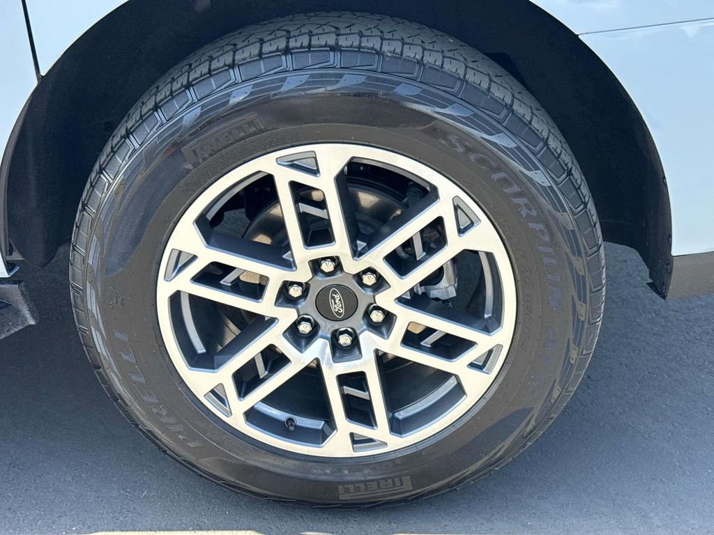 Certified 2025 Ford Expedition Max Active AWD/4WD image 31